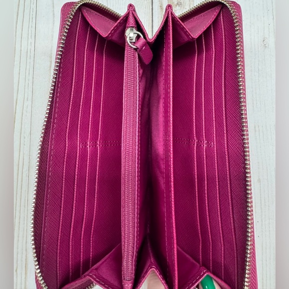 Coach Waverly Signature Accordion Zip Around Coated Canvas Wallet - Picture 6 of 7